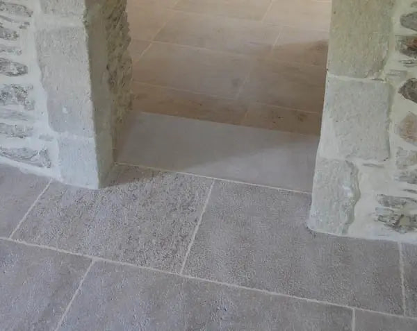 Chateau Gris Kalkstein Referenz 6