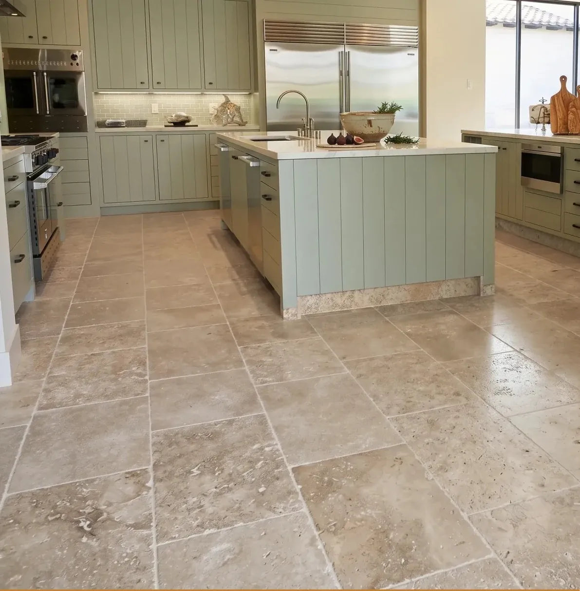 Limestone Cassis